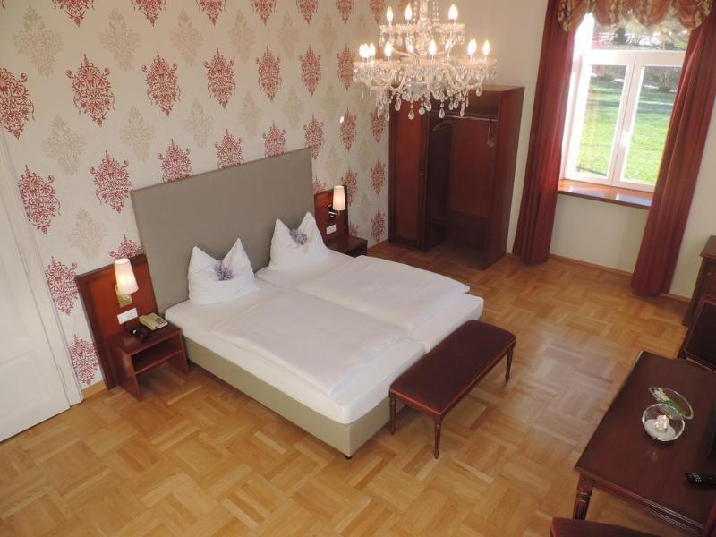 Hotel Kaiser Franz Josef Millstatt Exteriér fotografie
